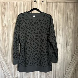 Old Navy Women's Large Leopard Print Crew Neck Black Pullover Sweatshirt